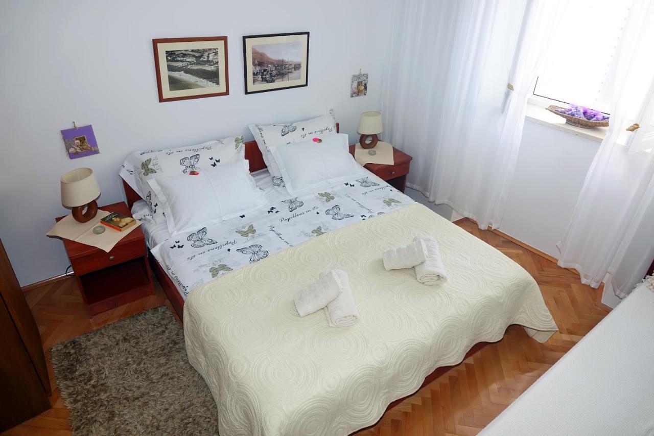 Two-Bedroom Apartment In The Centre Makarska Buitenkant foto