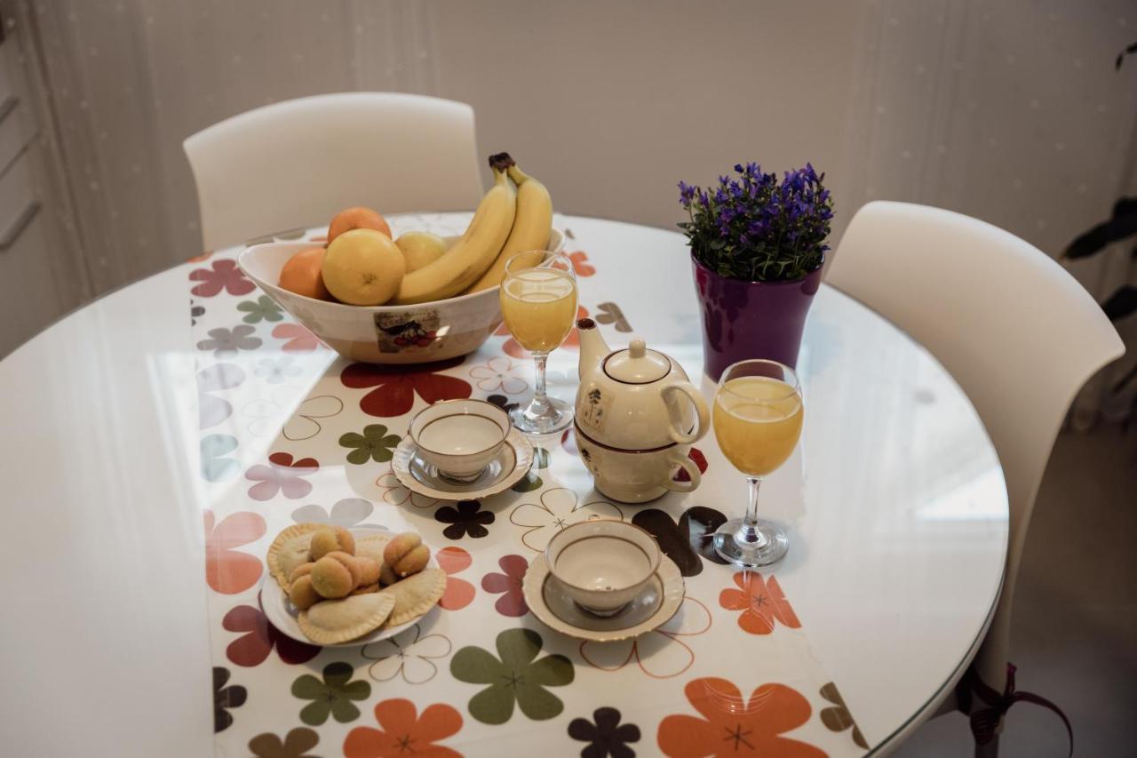 Two-Bedroom Apartment In The Centre Makarska Buitenkant foto